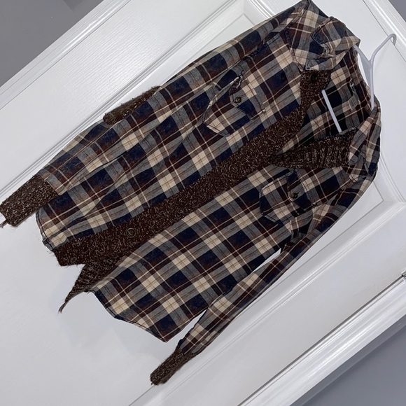 Plaid long sleeve bottom up top - Picture 1 of 4